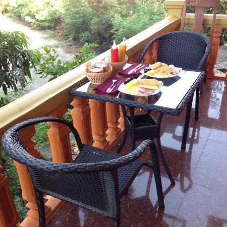 Apsara Guest House Kampot City Экстерьер фото